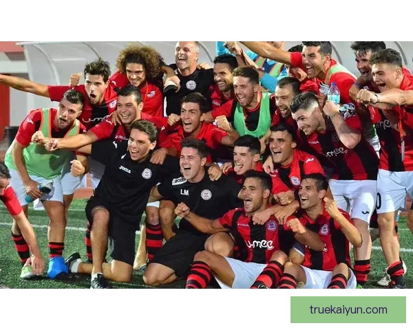 西汉姆在欧协联成功夺冠，表现稳健引发关注